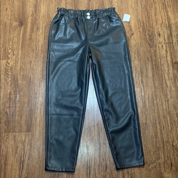 Jordache Girls Vegan Leather Pants Black Straight Leg Elastic Waist Sz 14 NWT - Picture 2 of 12